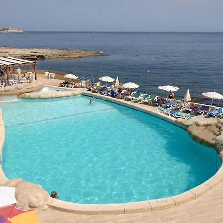 The Preluna Hotel 