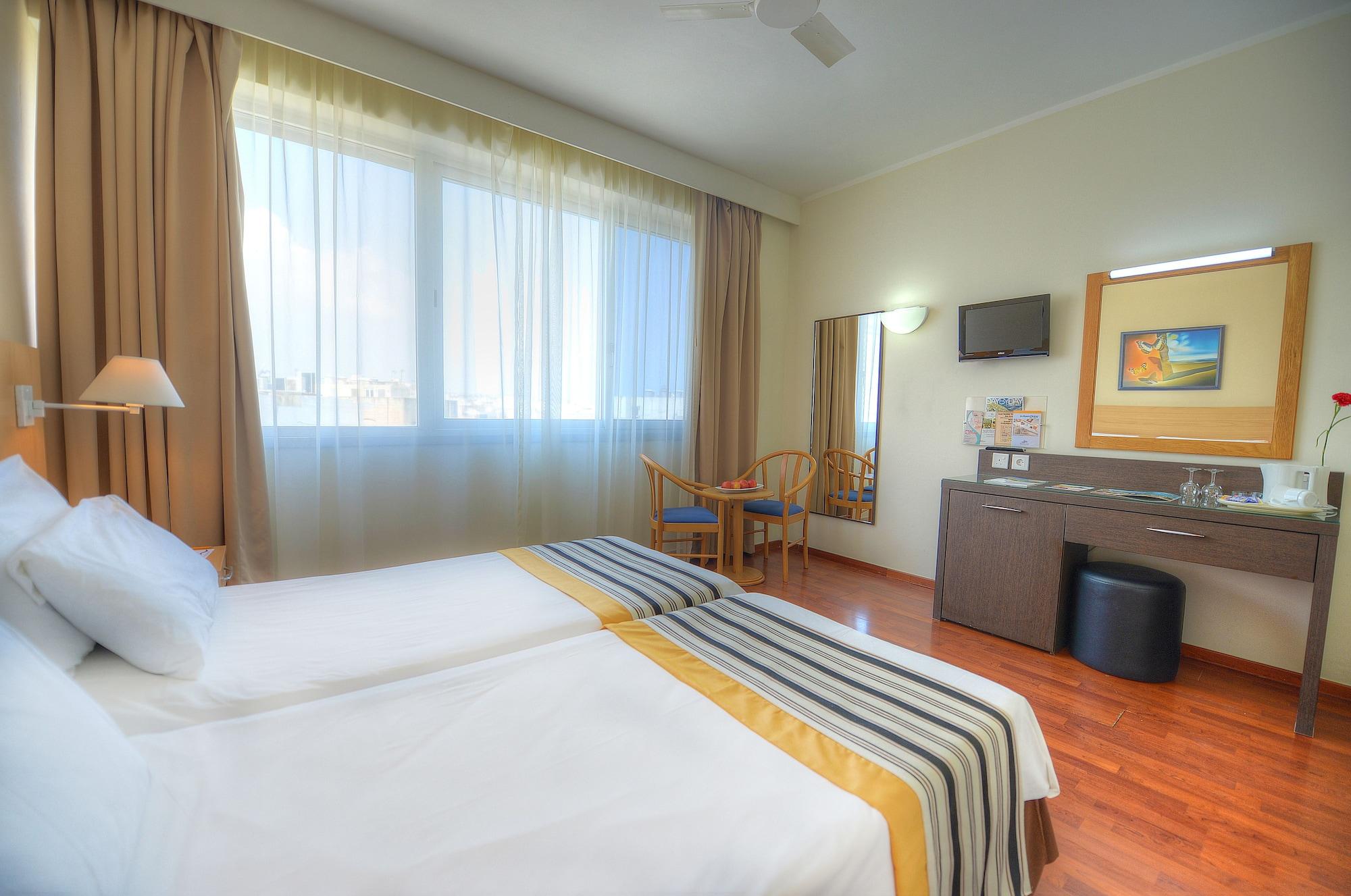 The Preluna 4*
