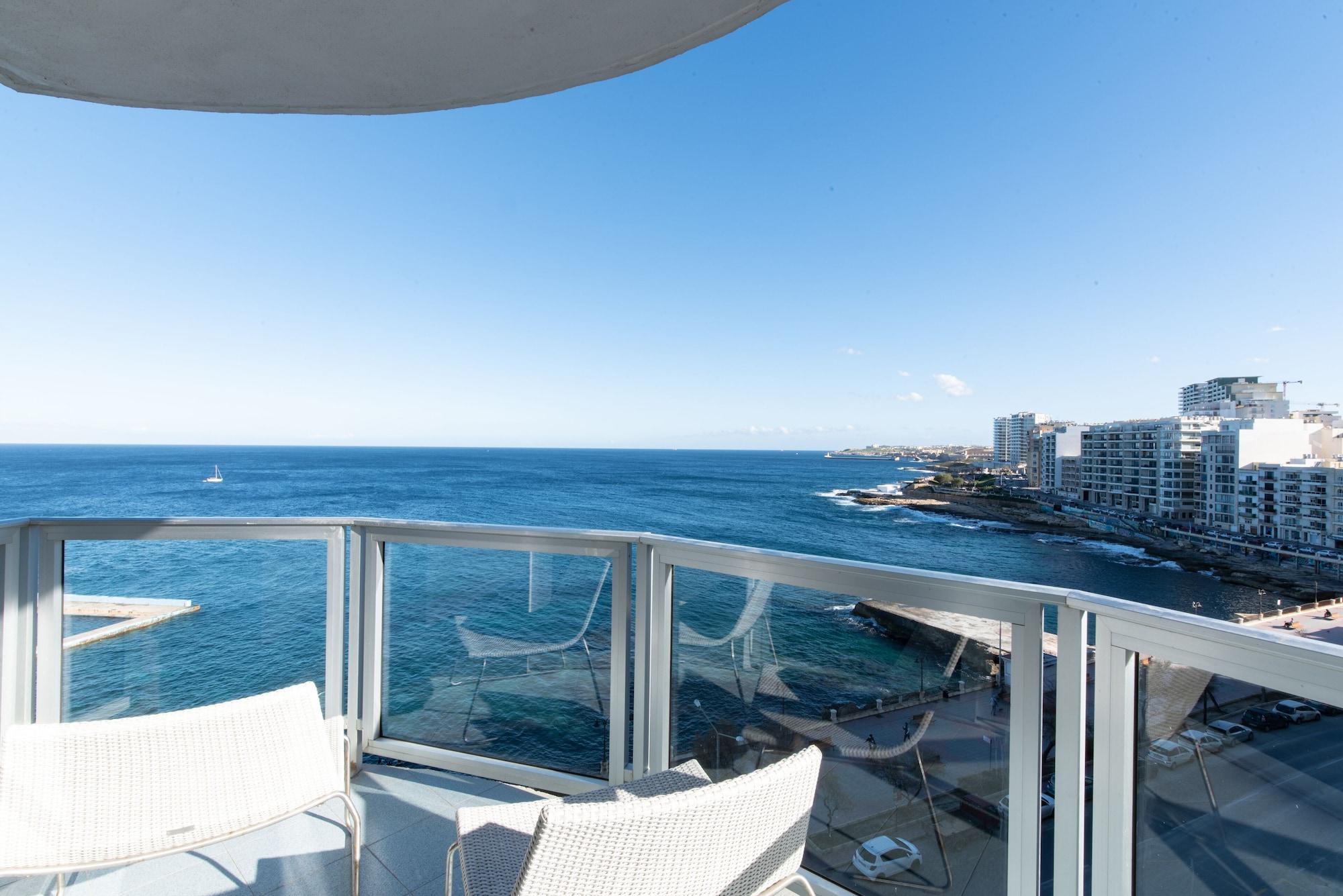 The Preluna 4*