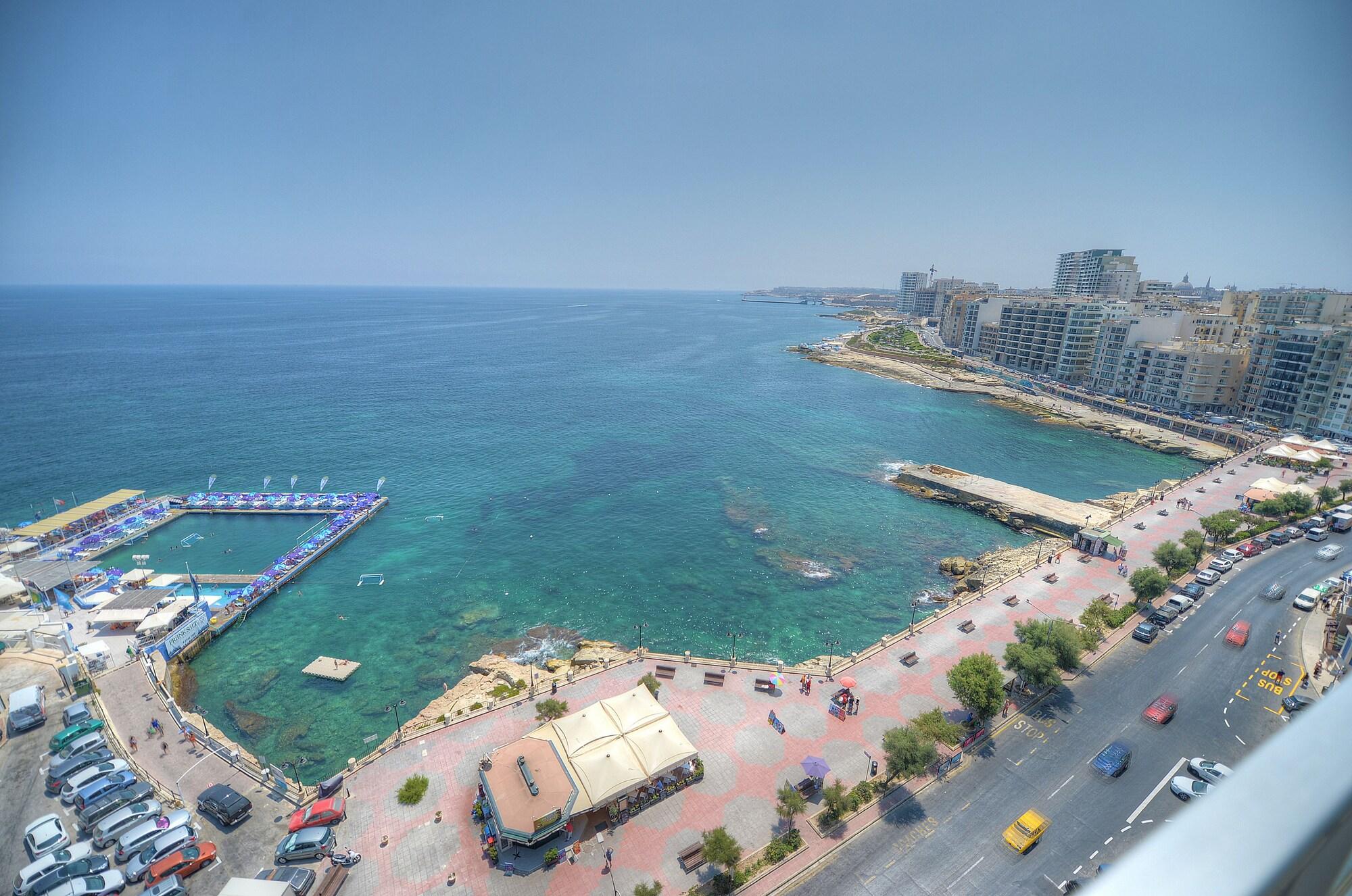 Hotel The Preluna 4*
